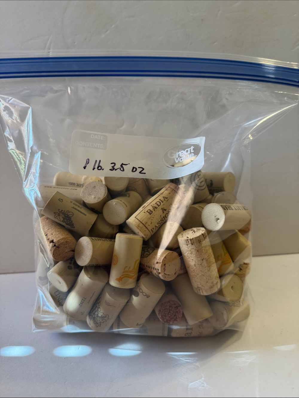 Bag of Mixed Wine Corks Beige and Natural Tones 1 lb 3.5 oz